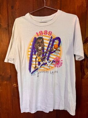 Los Angeles Lakers Magic Johnson 1989 Vintage White Graphic Tee